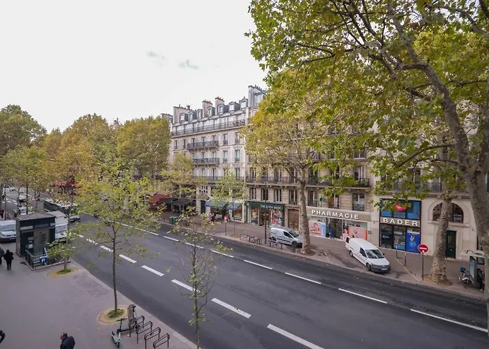 Bright And Gorgeous Flat In The Heart Of Paris